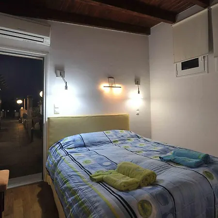 Livas Corinth Rooftop Seaview Apartment Exterior photo