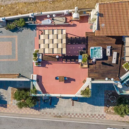 Livas Corinth Rooftop Seaview Apartment Exterior photo